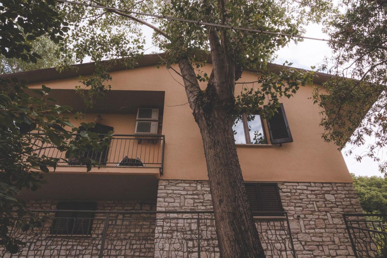 Agriturismo Le Francesche Villa Nocera Umbra Bagian luar foto