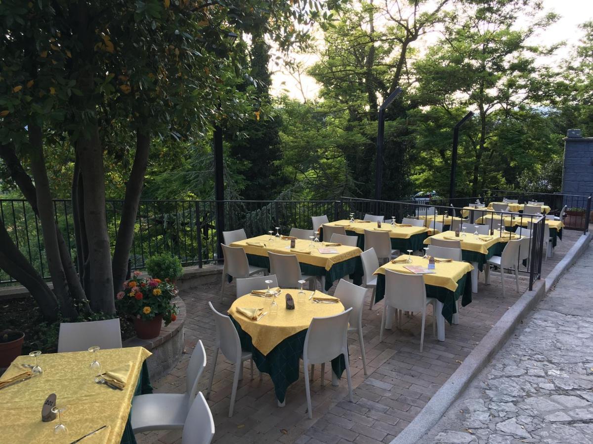 Agriturismo Le Francesche Villa Nocera Umbra Bagian luar foto